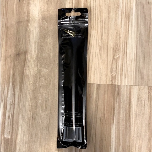 ππ HOST PICK ππ Limited Edition Luxie pink gold makeup brushes - Picture 4 of 9